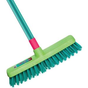 Vassoura com Cabo Nylon Cerda Curta Pegaforte Noviça Bettanin