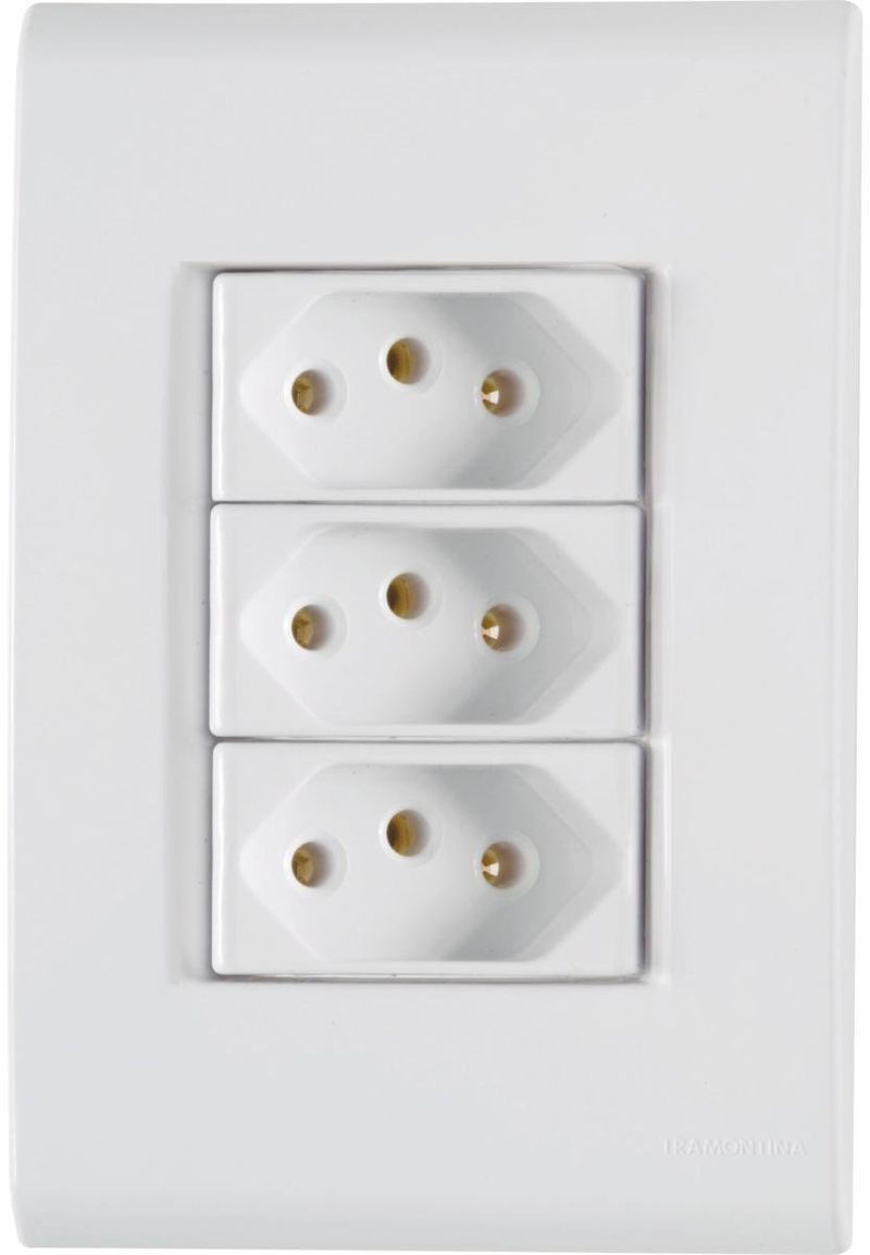 TOMADA-TRAMONTINA-TRIPLA-20A-250V-2-POLOS-E-1-TOMADA-LIZ-57170-079