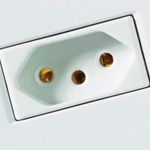 TOMADA-TRAMONTINA-SIMPLES-20A-250V-2-POLOS-E-1-TOMADA-LUX2-57145-013-213