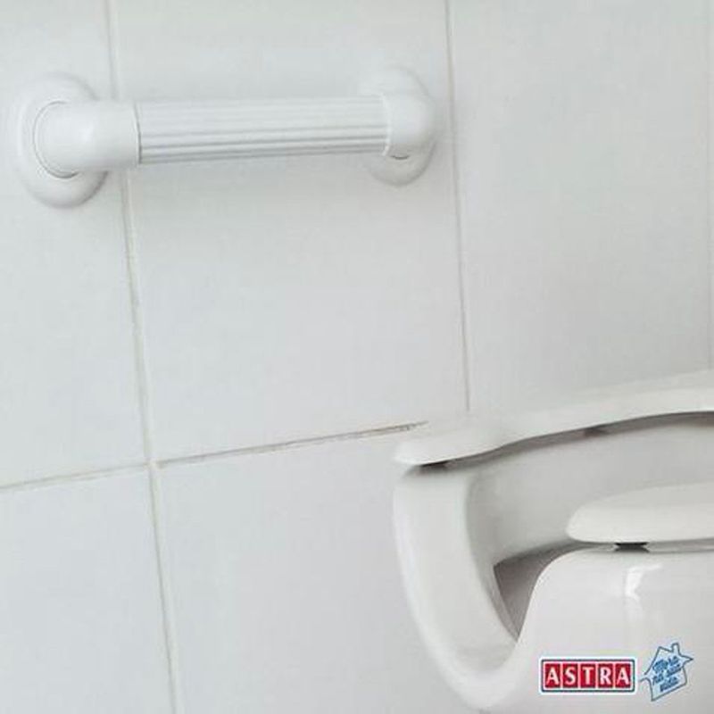 BARRA-DE-APOIO-PARA-BANHEIRO-RETA-ASTRA-PLASTICO-60CM