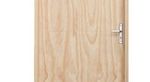PORTA-DE-MADEIRA-PINUS-MONTADA-INTERNA-2563-80X213X14-FECHADURA-CROMADA-DIREITA