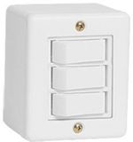 INTERRUPTOR-ILUMI-SOBREPOR-TRIPLO-6A-BOX-BRANCO-6319