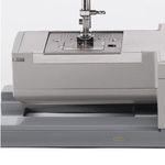 MAQUINA-DE-COSTURA-SINGER-FACILITA-4423-CINZA-110V