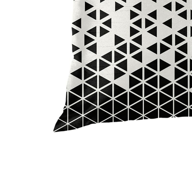 CAPA-DE-ALMOFADA-AVALON-JOLITEX-ESTAMPA-1-PRETO-E-BRANCO-43X43CM