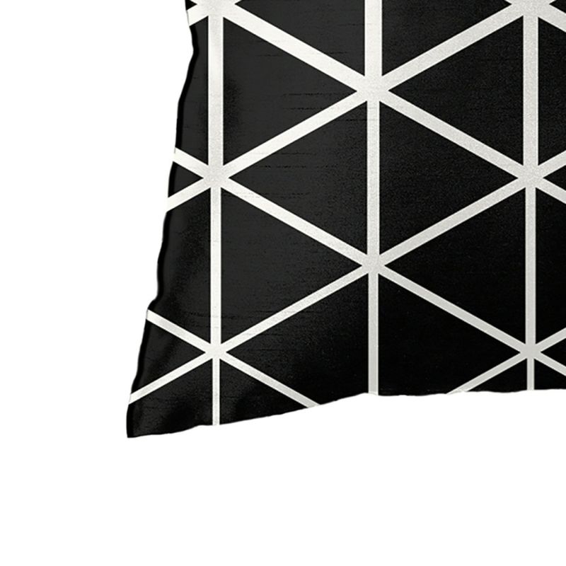 CAPA-DE-ALMOFADA-AVALON-JOLITEX-ESTAMPA-3-PRETO-E-BRANCO-43X43CM
