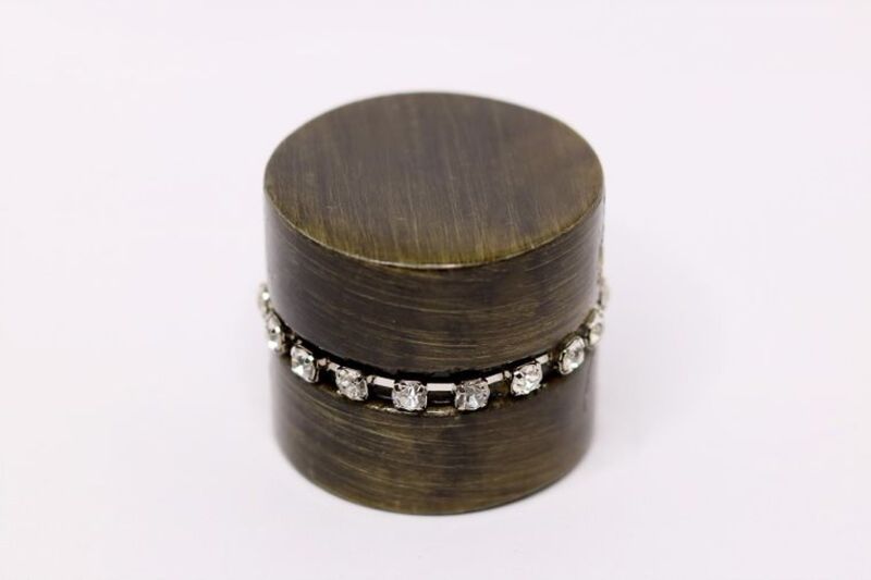 PONTEIRA-PARA-VARAO-DE-CORTINA-DEISE-28-MM-OURO-VELHO-DEVICTOR