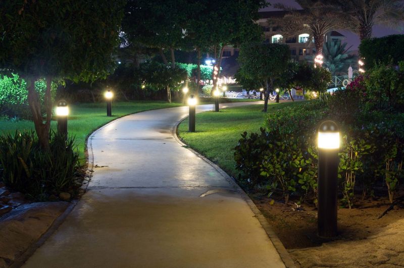 POSTE-LIGHTHOUSE-70CM-LED-6W-2700K-ALUMINIO-E-VIDRO-ECOFORCE-18435-PRETO-BIVOLT