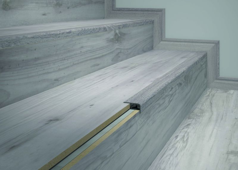 Perfil-Frontal-Escada-Para-Piso-Laminado-Eucafloor-Tecno-Cor-8-210m