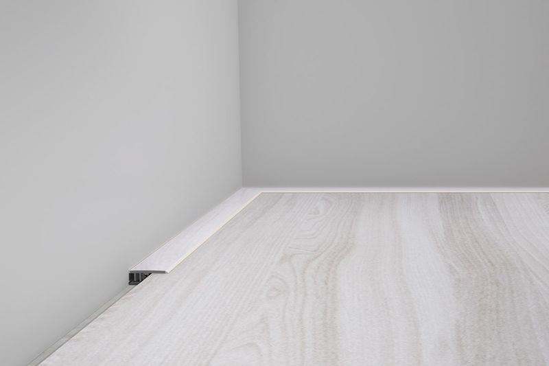 Perfil-Piso-Parede-Para-Piso-Laminado-Eucafloor-Tecno-Cor-2-180m