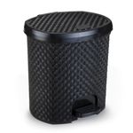 LIXEIRA-RATTAN-NITRON--052-P-6-LITROS-PRETA--C-PEDAL-TAMPA