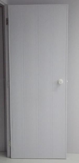 Porta-de-PVC-de-Giro-Real-PVC-80x210cm-Branco