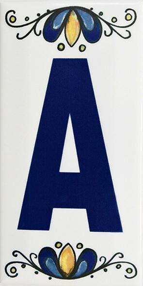 Letra-Casa-A-Gabriella-15Cm-Assentado-Azul-E-Branco