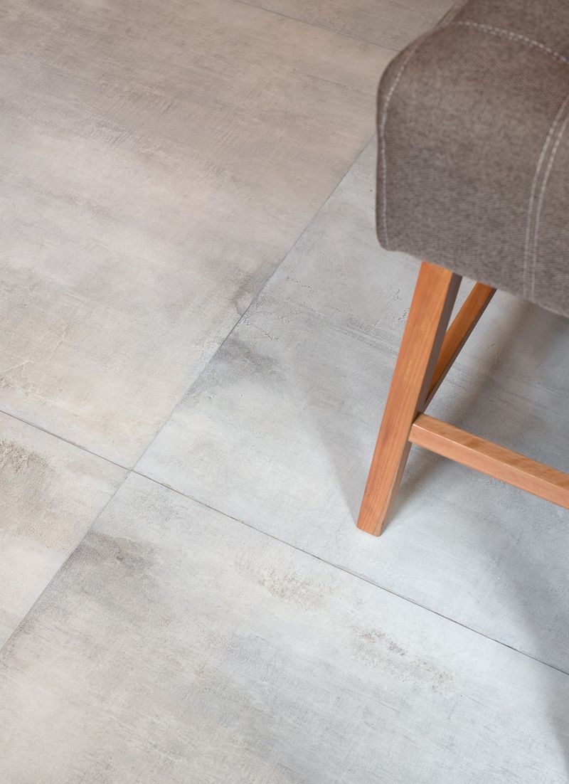 PORCELANATO-ELIZABETH-84X84-SPAZZOLATO-VECHIO-ACETINADO-RETIFICADO-AE4-212