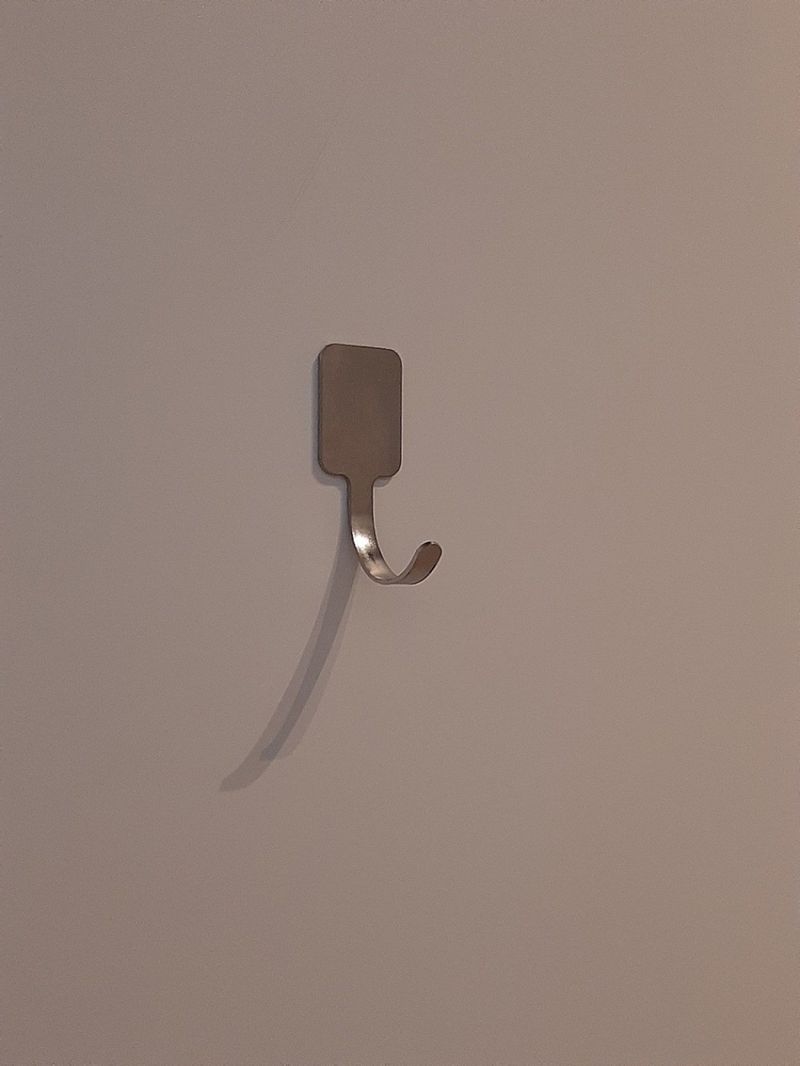 PENDURADOR-DS-ARTEFATOS-DS14032IN-1-GANCHO-ACO-INOX-FIXACAO-COM-FITA-DUPLA-FACE-ESCOVADO