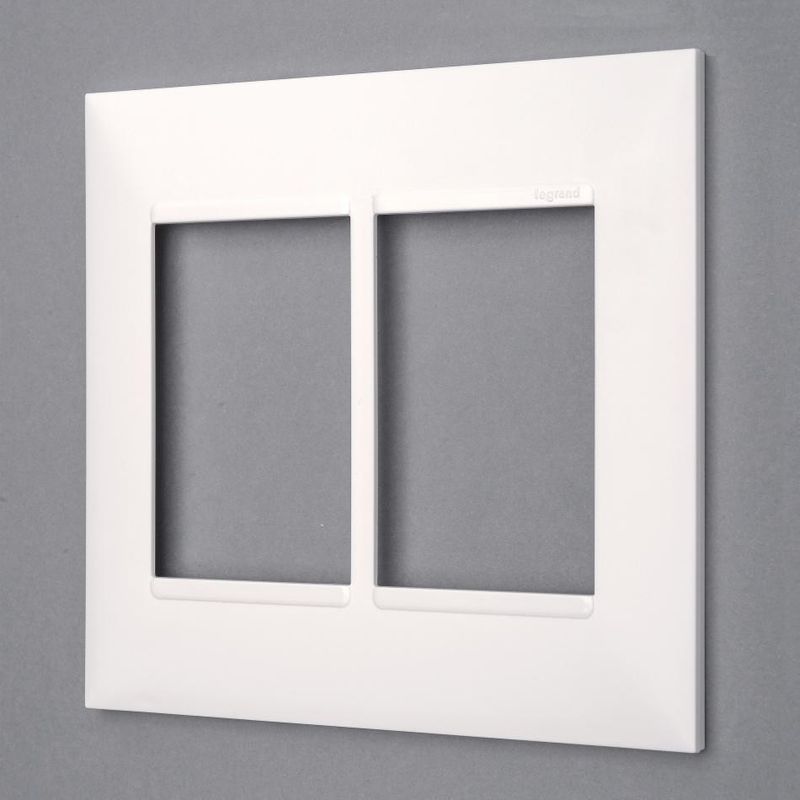 Placa-3-3-Postos-Pial-Plus--Legrand-4x4-Branco