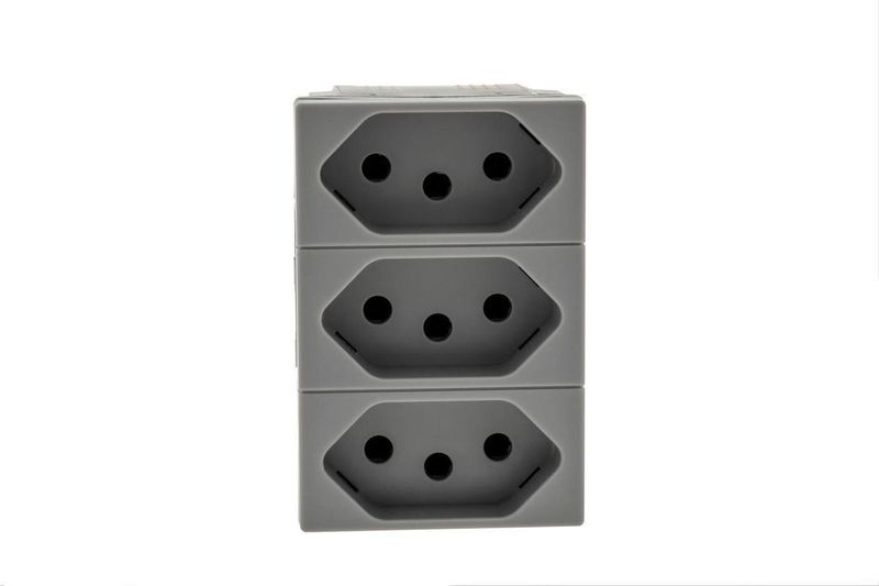 Modulo-Tomada-Triplex-2-Polos-e-1-Tomada-Pial-Plus--Legrand-10A-250V-Cinza