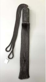 PRENDEDOR-ABRACADEIRA-DE-CORTINA-QQ-GRAFITE-TUBO-G-MANTA-STRASS-LUBA-ACESSORIOS-POLIAMIDA