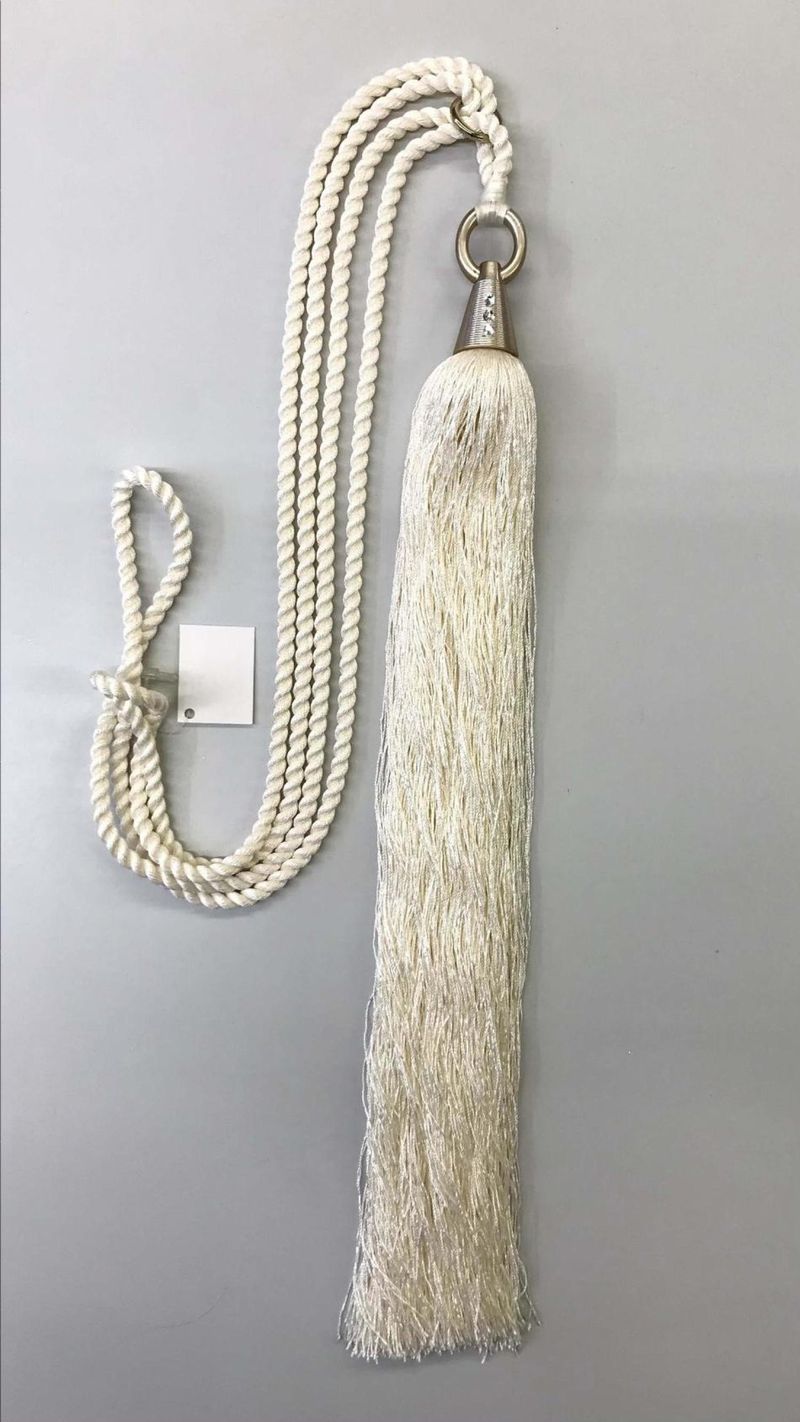 PRENDEDOR-ABRACADEIRA-DE-CORTINA-QQ-OFF-WHITE-CUPULA-CONE-CHAMPANHE-LUBA-ACESSORIOS-POLIESTER