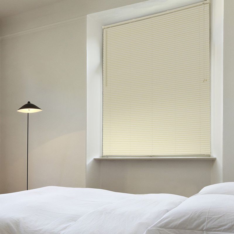 PERSIANA-PREMIER-PVC-CONTHEY-25MM-100X220-BEGE-A
