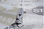 Papel de Parede Bobinex 7459 Placas Urbano Bege e Cinza