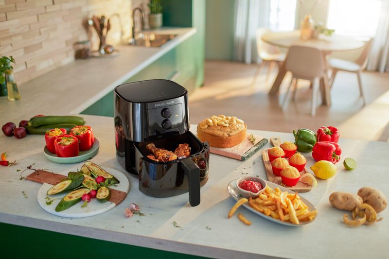 FRITADEIRA-ELETRICA---AIR-FRYER-PHILIPS-WALITA-RI9201-90-PRETO-220V