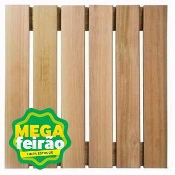 Deck Madeira Pinus Casa UD Com Stein 30x30cm