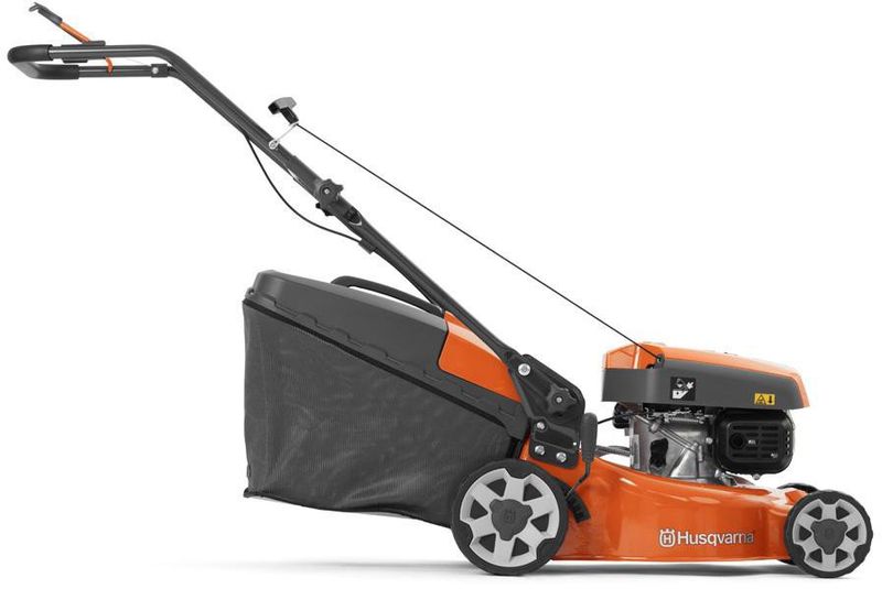 MAQUINA-DE-CORTAR-GRAMA-HUSQVARNA-A-COMBUSTAO-GASOLINA-MOTOR-4-TEMPOS-LC140P-123CC