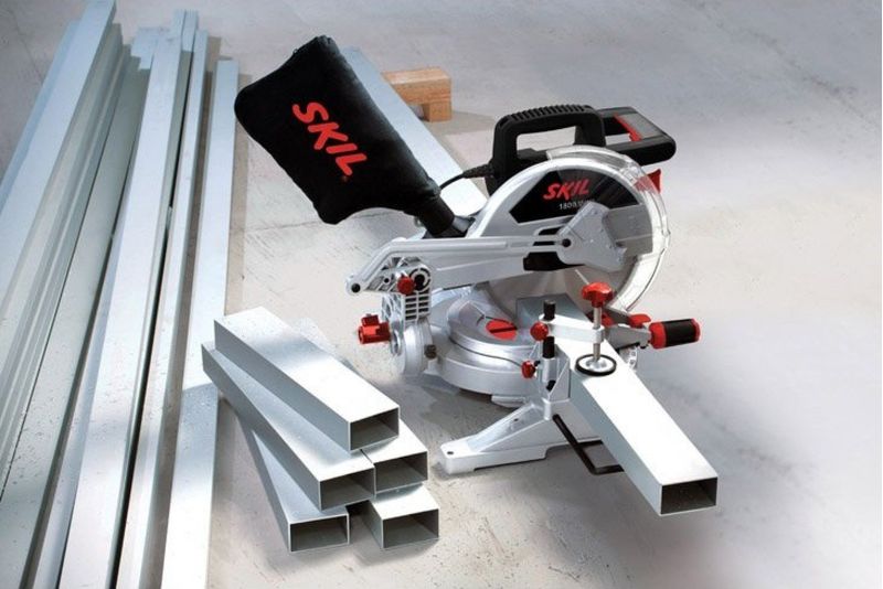 SERRA-ESQUADRIAS-BANC-SKIL-3310-1800W-220V