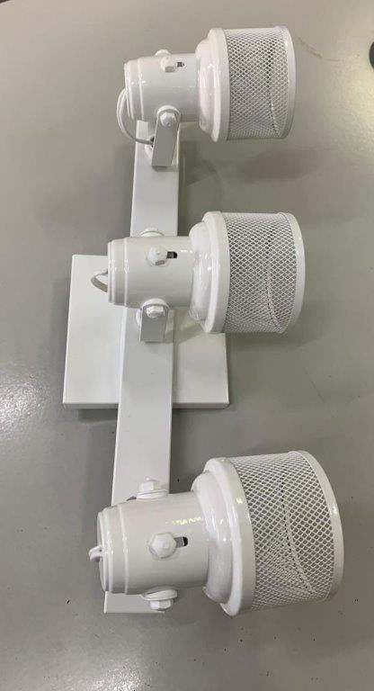 Spot de Sobrepor 3 Lâmpadas Retangular 100W Alumínio Vmc 803/3 Branco Bivolt