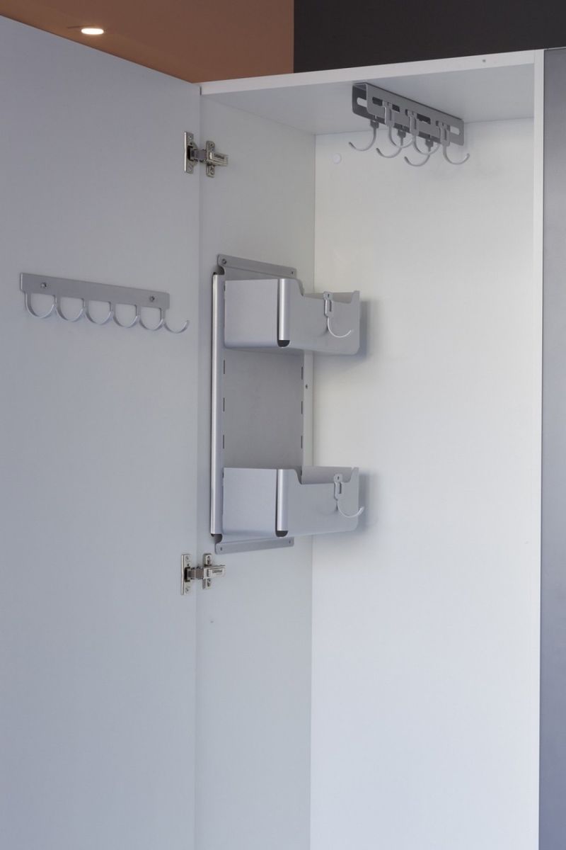 PENDURADOR-DS-ARTEFATOS-DS13008PR-6-GANCHOS-ACO-PINTADO-55X43X35-PRETO
