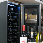 ADEGA-ELECTROLUX-PARA-12-GARRAFAS-PRETA-ACS12-110V