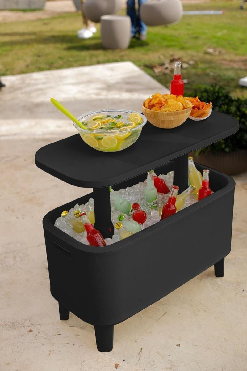 Caixa-Termica-Cooler-Breeze-Keter-Bar-Cinza-Escuro-Detalhe-Azul
