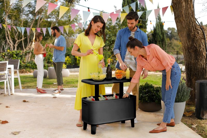 CAIXA-TERMICA-COOLER-BREEZE-KETER-BAR-CINZA-ESCURO-DETALHE-AZUL