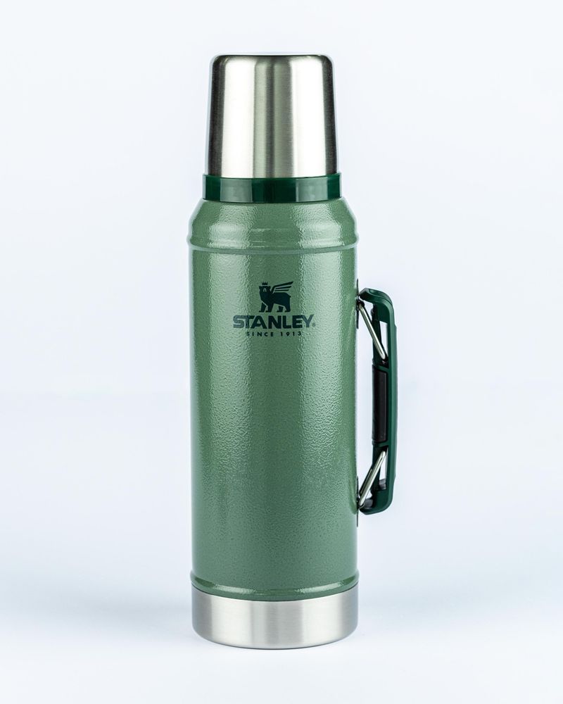Garrafa-Termica-Classic-Stanley-Green---Verde-946ml