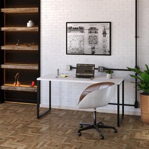 Mesa Office 150X60X75Cm Branco Chess / Est.Preta