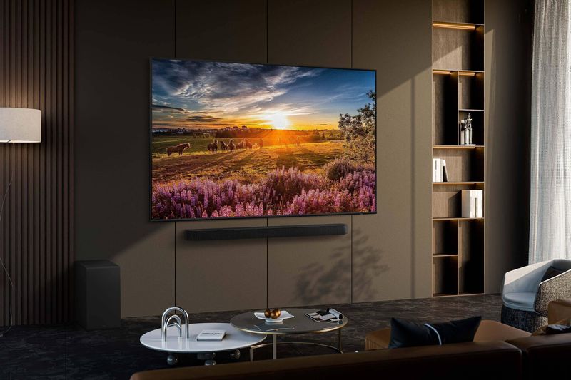 Smart-TV---Televisor-Samsung-55-QLED-4K-Tecnologia-de-Pontos-QuanticosDesign-Air-Slim-Gaming-Hub-55Q60D
