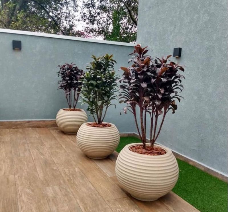 Vaso-de-Jardim-Bromelia-Vasart-Granito-Areia-32x32cm