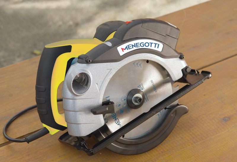 Serra-Circular-Menegotti-MMC-1400W-7-1-4-220V