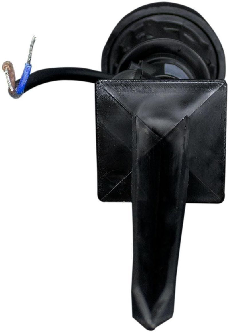 Espeto-de-Jardim-Luminaria-Spot-LED-5W-Ambar-Kian-Preto-Bivolt
