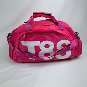 Bolsa Mala Esportiva Mochila Costa Transversal Fitness Treino Futebol Academia Viagem Impermeável pink