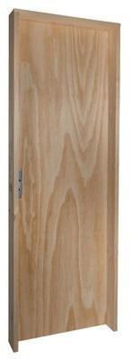 Porta-de-Madeira-Pinus-Montada-Interna-2548-70x213x14cm-Fechadura-Cromada-Direita