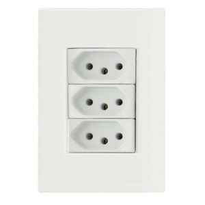 Conjunto 4x2 Com 3 Tomadas 2p+t 20 A 250 V Tramontina Giz Branco Tramontina