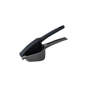 Amassador Para Batatas Tramontina Verano Com Estrutura De Nylon Com Lâmina De Aço Inox ônix